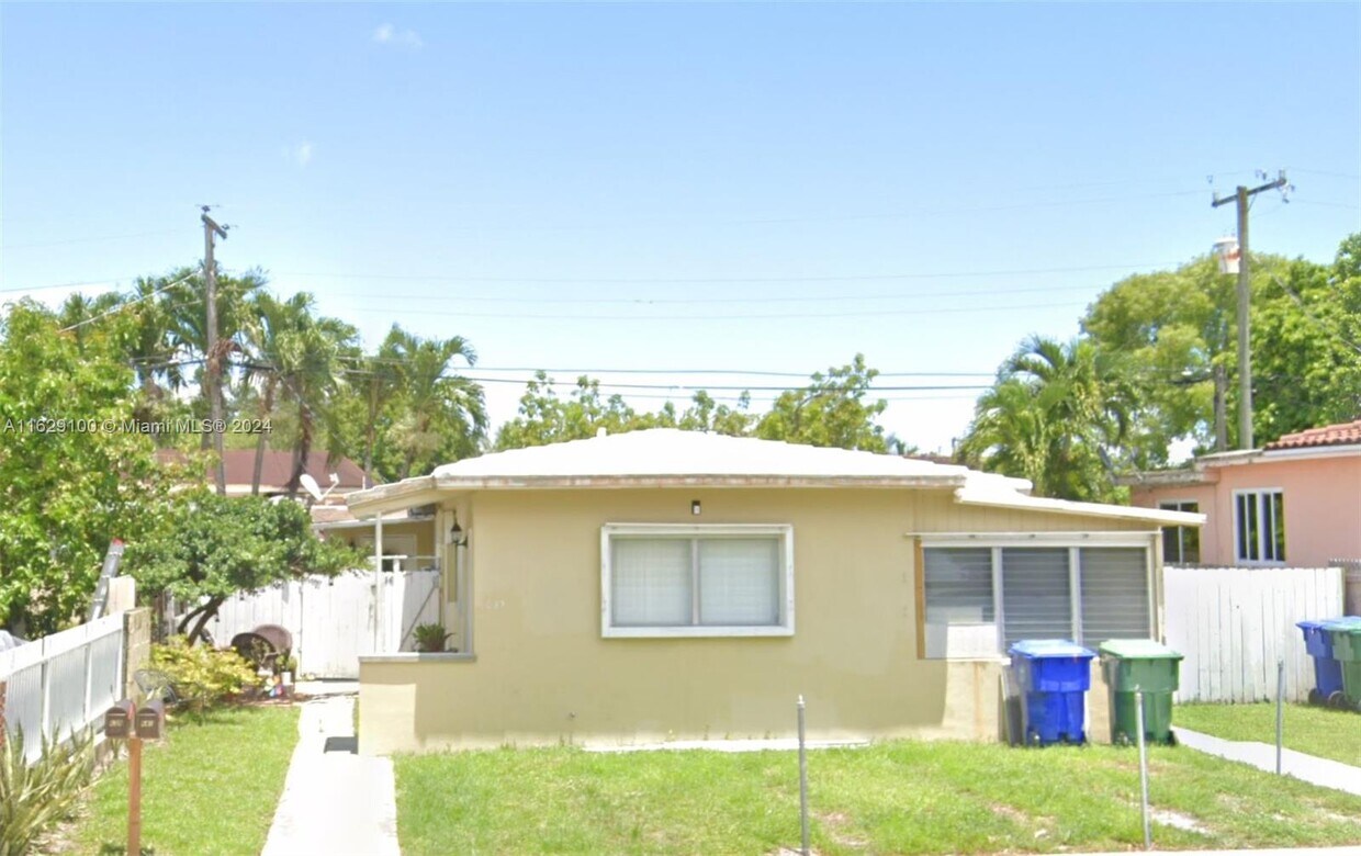 Primary Photo - 639 Tamiami Blvd