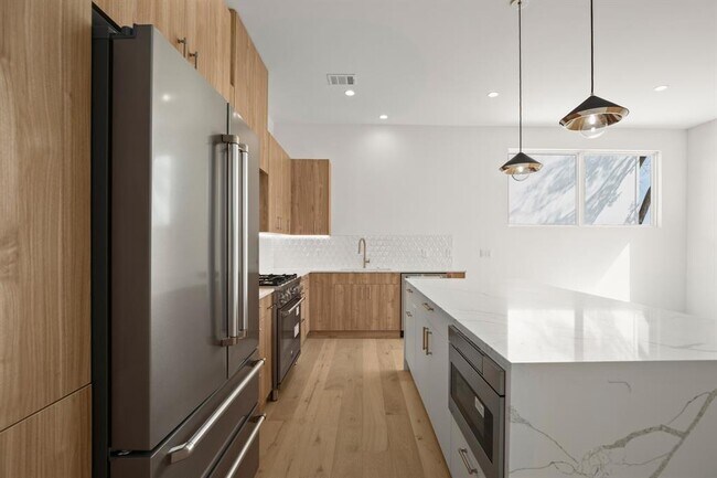 Foto del edificio - 1714 Woodland Ave