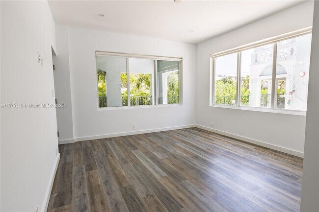 Foto del edificio - 1814 SW 22nd Ave