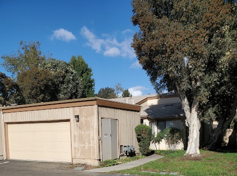 Foto del edificio - 3039 Plaza Leonardo