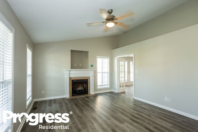 Building Photo - 5152 Hildreth Court