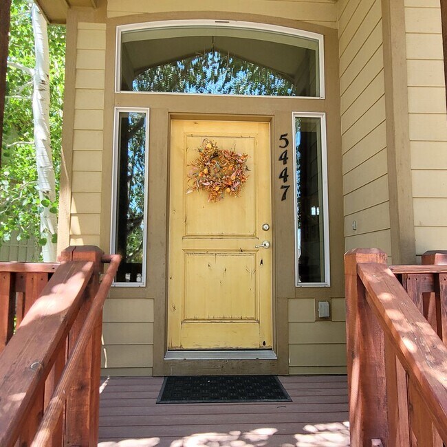 Foto del edificio - Furnished Bear Hollow Townhome