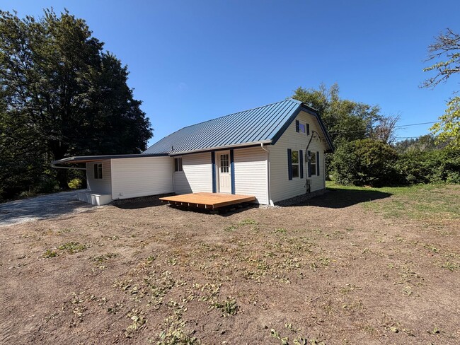 Building Photo - 20756 Prairie Rd