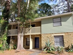 Building Photo - 2127 SW 39 Dr