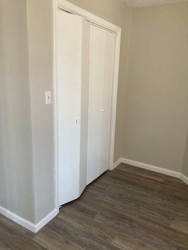 1722 W 16th St Unit 5, Mount Pleasant, TX 75455 Apartments in Mount