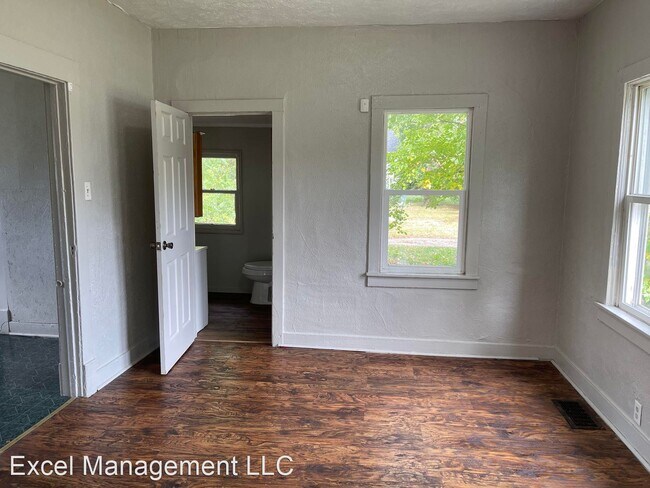 Foto del edificio - 3 br, 1 bath House - 2203 Smith St