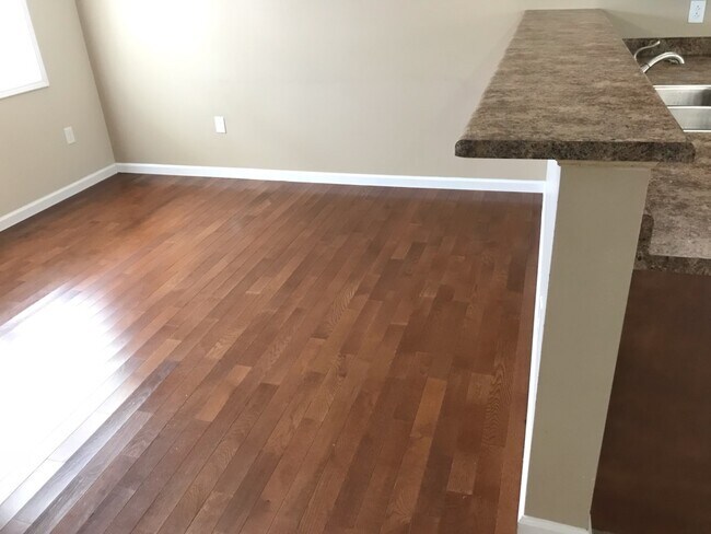 Foto del edificio - 1207 E Main St