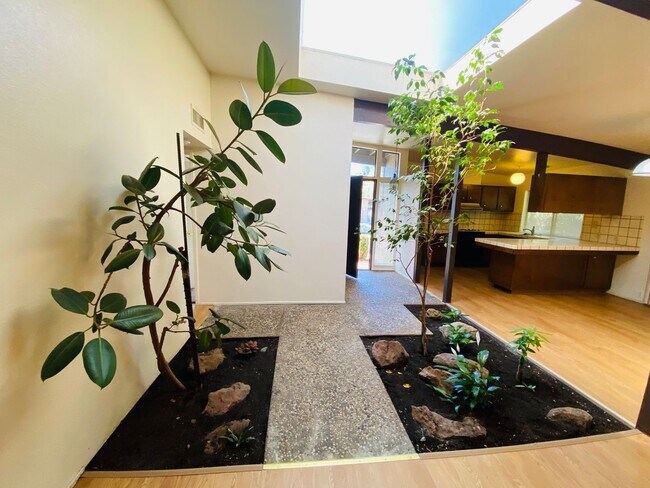 Foto del edificio - Nice Halfplex Home in Elk Grove
