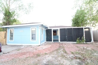 Building Photo - 6631 Castlebay Dr