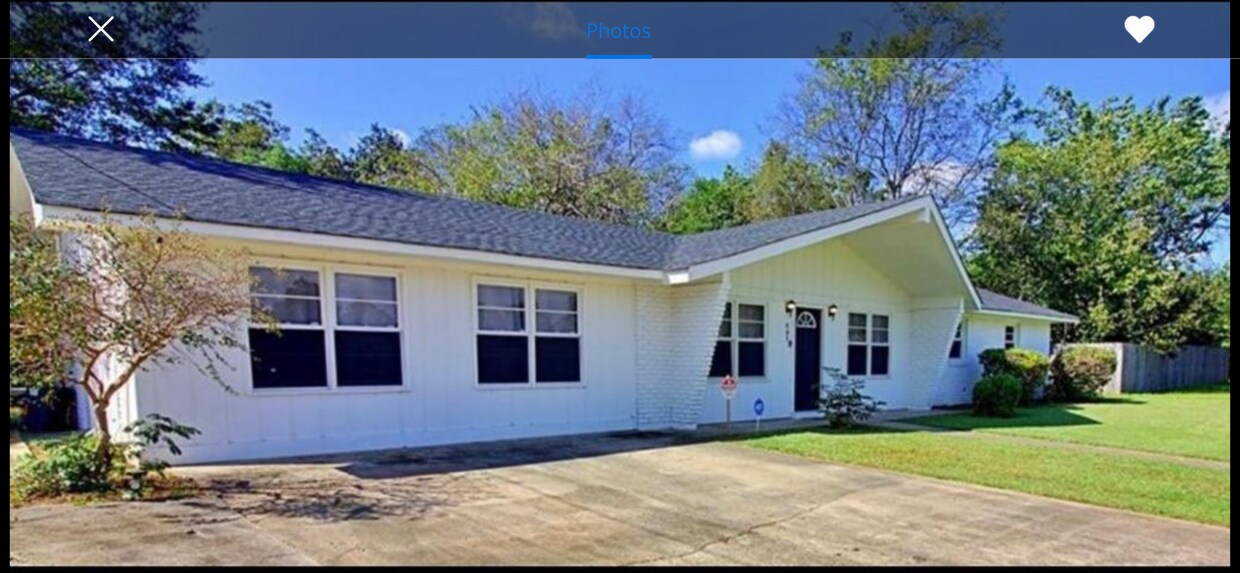 Primary Photo - 407 Greenbriar Rd