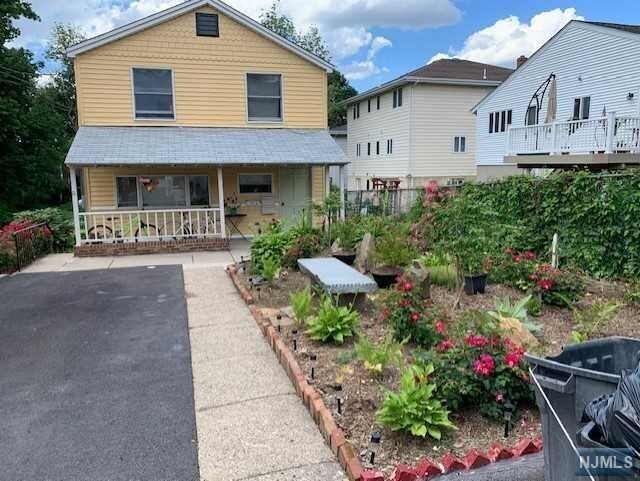 Primary Photo - 2455 3rd St