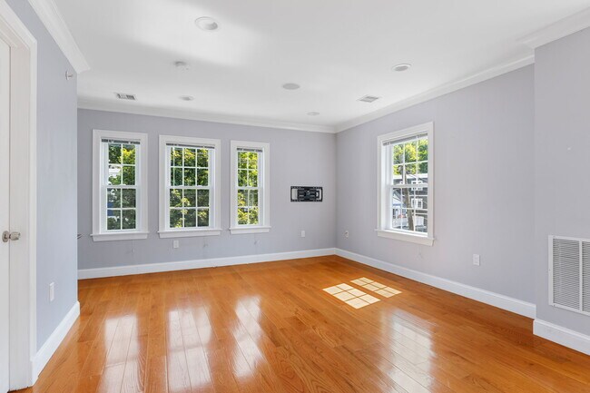 Foto del edificio - 143 Williams St