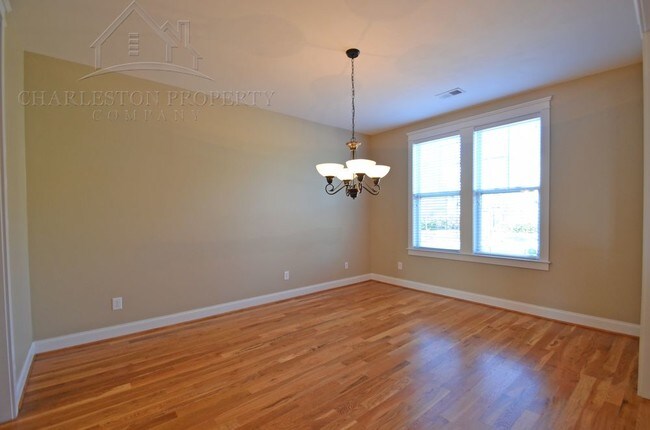 Building Photo - 1211 Appling Drive- Mount Pleasant