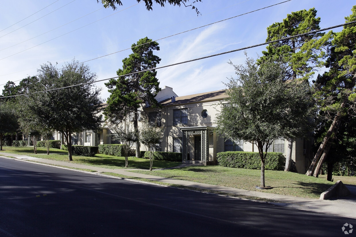 Primary Photo - Bel-Aire Apartments