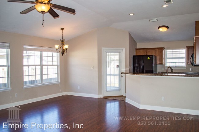 Building Photo - 5245 Montejo Dr