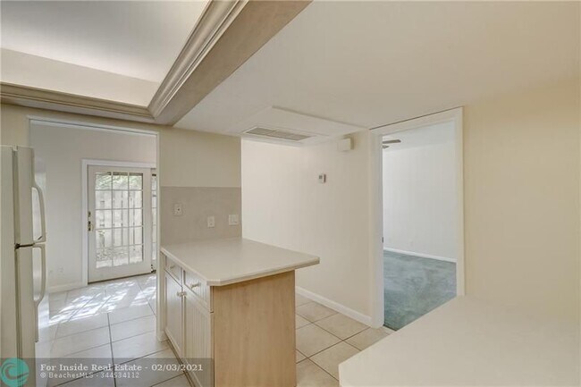 Foto del edificio - 917 NE 16th Ave