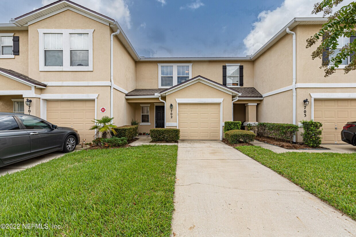 1500 Calming Water Dr Unit 702, Orange Park, FL 32003 Condo for Rent
