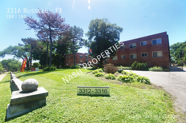 Building Photo - 3316 Russell-12