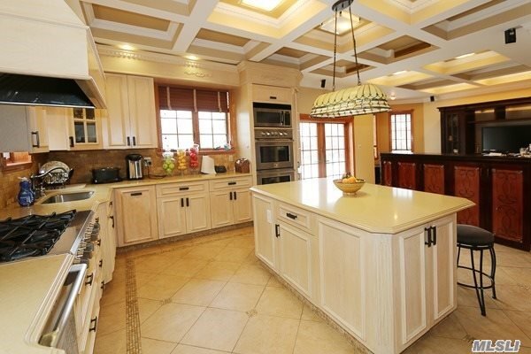 Foto del edificio - 147-23 75th Ave