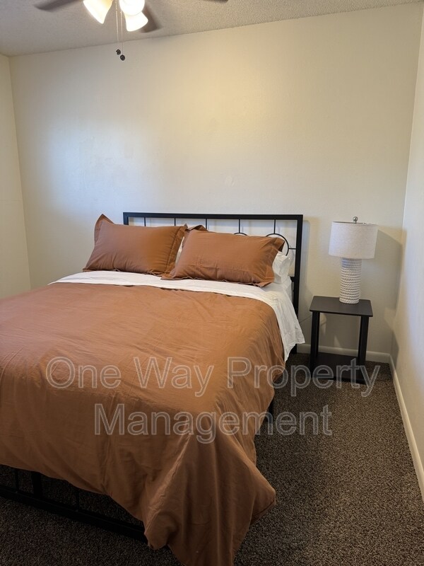 Foto del edificio - 2423 W 27th St