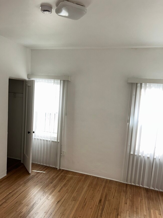 New easy slide windows - 8327 Blackburn Ave