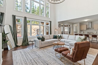 Building Photo - 1081 Echo Hills Rd