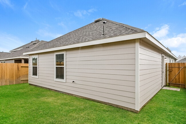 Building Photo - 22327 Merlin St