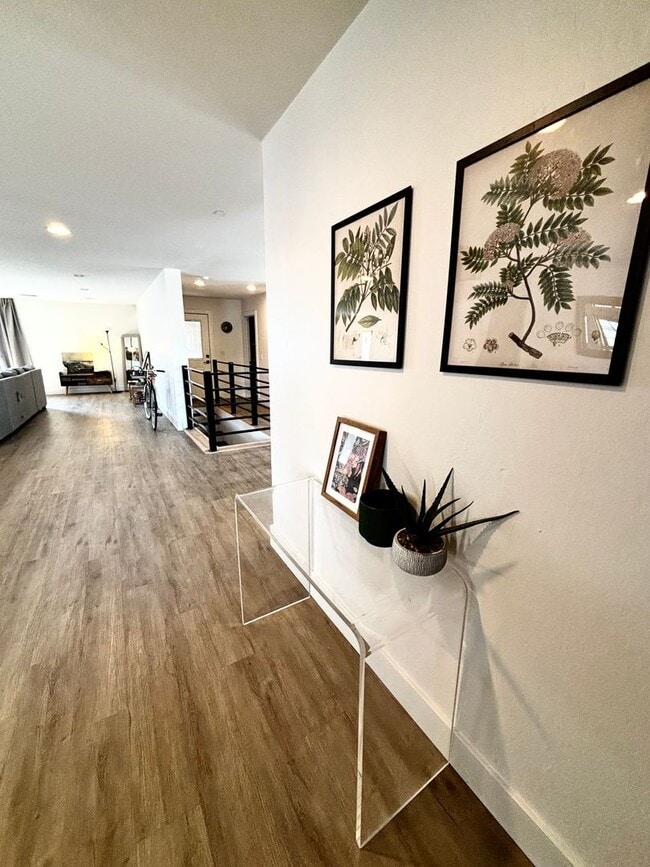 Building Photo - Updated 4 Bedroom Mesa Home