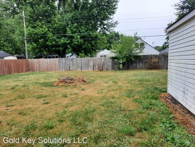 Building Photo - 2 br, 1 bath House - 2110 Manger Ln