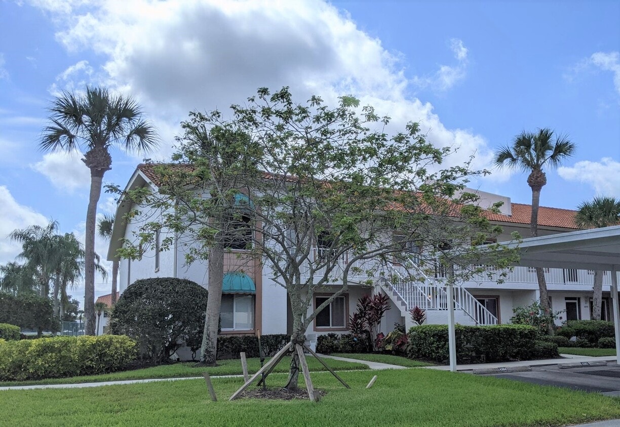 Photo - 4378 Madeira Ct (Sarasota, FL)