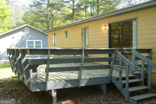 Foto del edificio - 6627 Bent Creek Dr