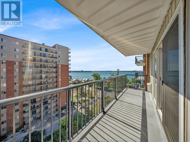 Building Photo - 8591 Riverside Dr E