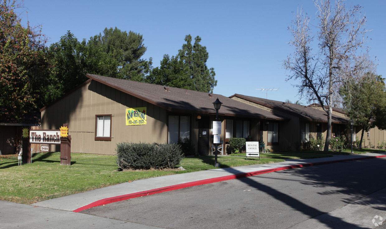 Primary Photo - Ranch Apartments