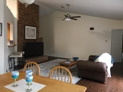 Building Photo - 1612 Stoneway Dr