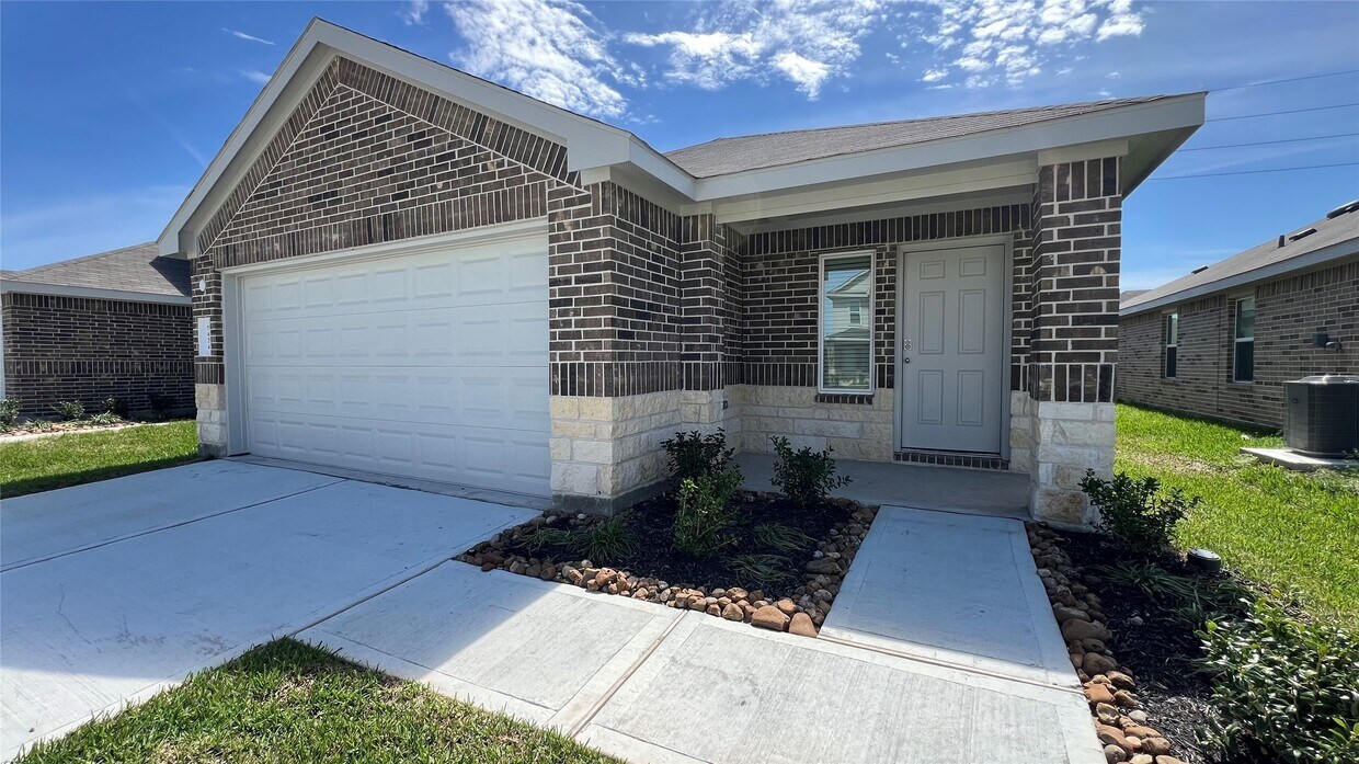 Foto principal - 5434 Desert Gln Dr