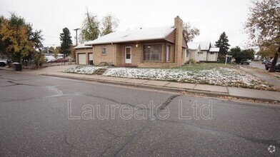 Building Photo - 3800 S Acoma St