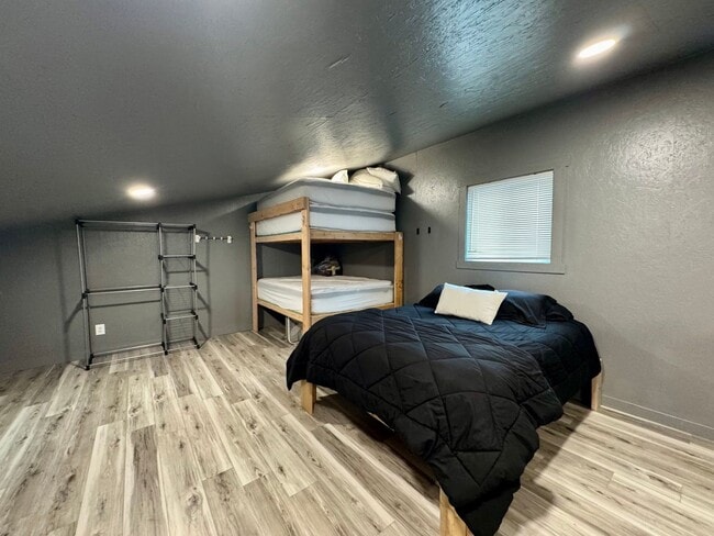 Foto del edificio - 34420 Thorpe Ct