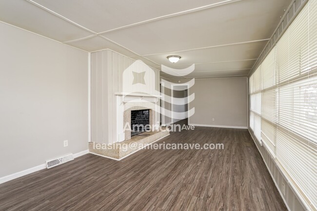 Building Photo - 1014 Arbor Dr