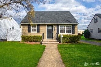 Building Photo - 202 Jackson Ave