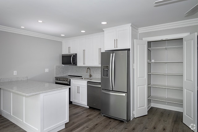 Building Photo - FAIRFIELD ESTATES AT HAMPTON BAYS