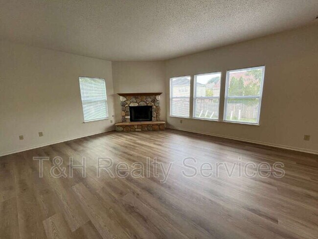 Building Photo - 6146 Big Stone Dr