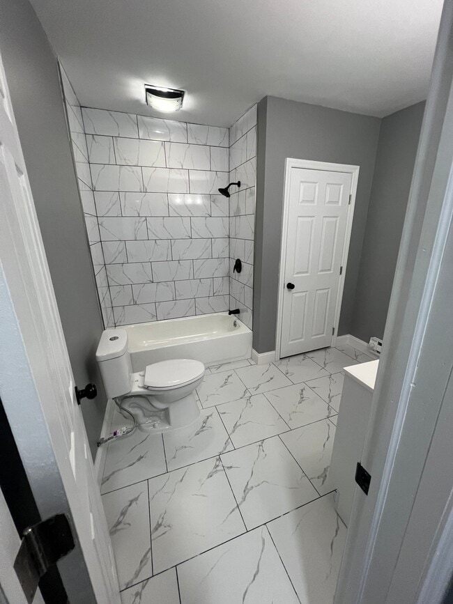 Photo - 1223 Belmont Ave Apartment