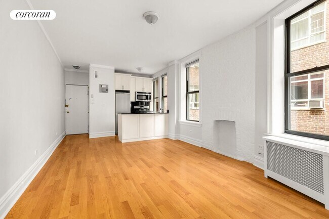 Foto del edificio - 11 1/2 W 84th St
