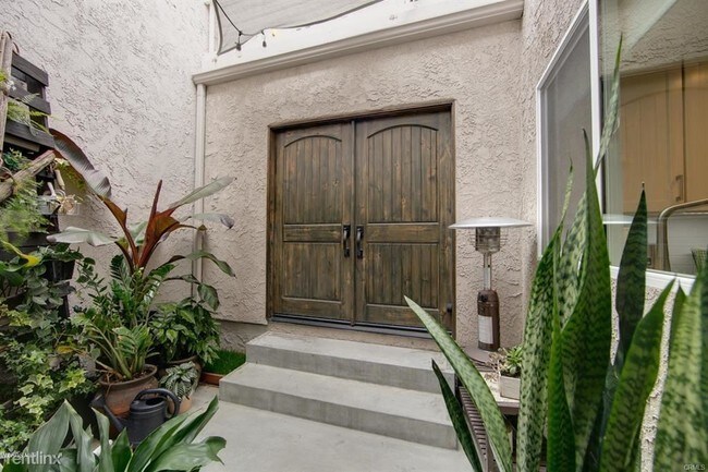 Building Photo - 3 br, 3 bath  - 28216 Rey de Copas Ln