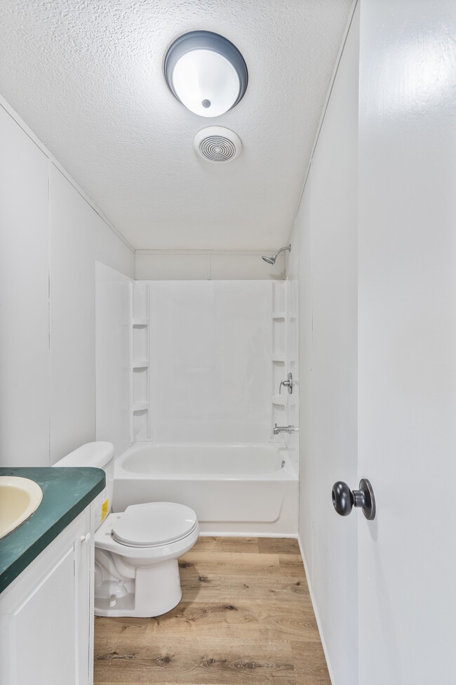 Building Photo - 20 Conner Hogan