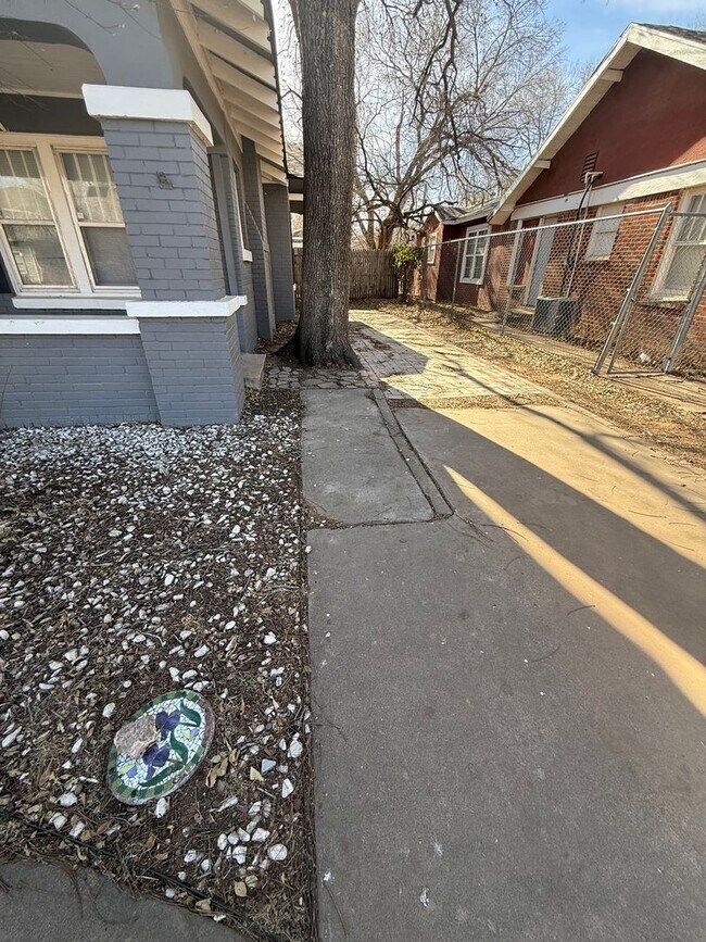 Foto del edificio - Available NOW!! 2/1 in South Overton