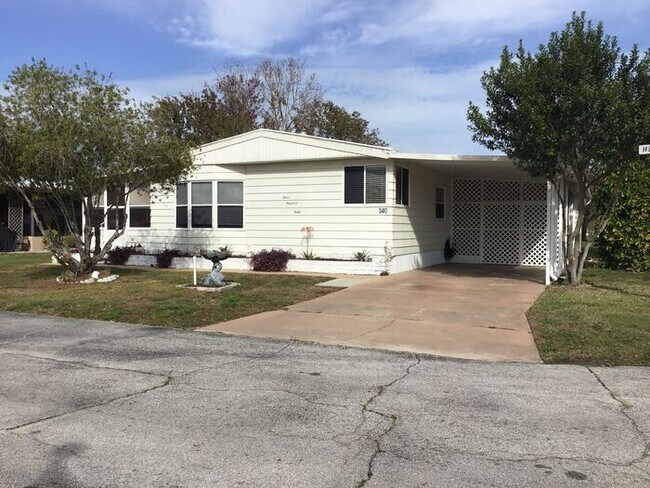 Building Photo - Spacious Mobile Home on Corner Lot LEASE W...