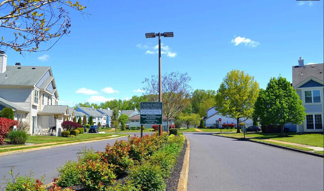 Entrance road (unit straight ahead on right, can see from pic) - 321 Steeplechase Ct