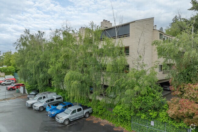 Foto del edificio - 3055 80th Ave SE