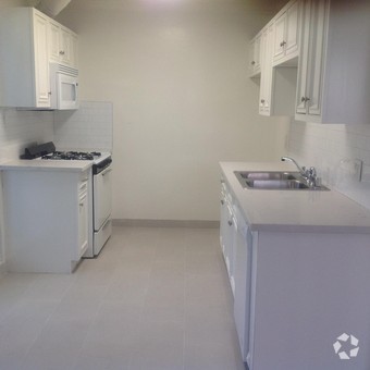 Foto del edificio - 3521 Mentone Ave